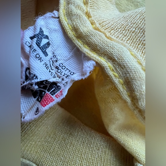 The Buck Stop — Wardensville, West Virginia (WV) The Deer Capital | Yellow | M/L - Picture 5 of 14